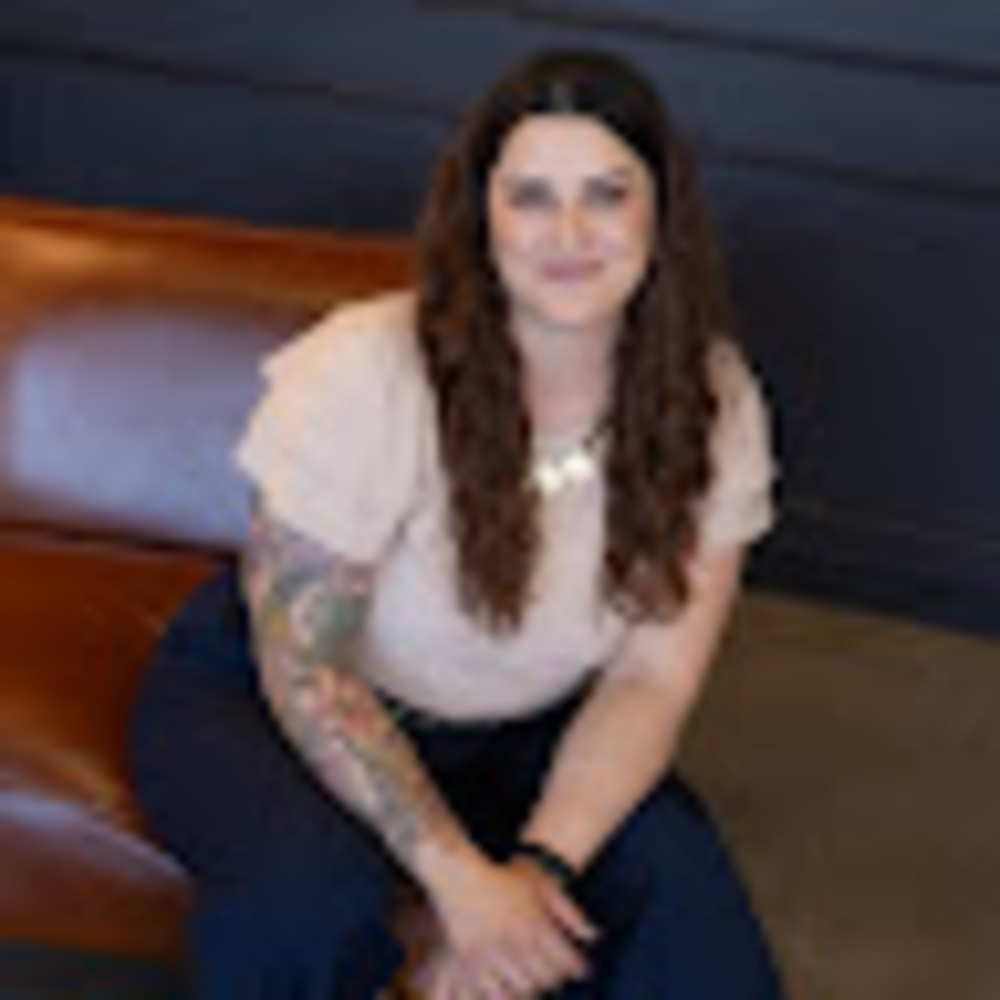 Meet your Posher, Evonne